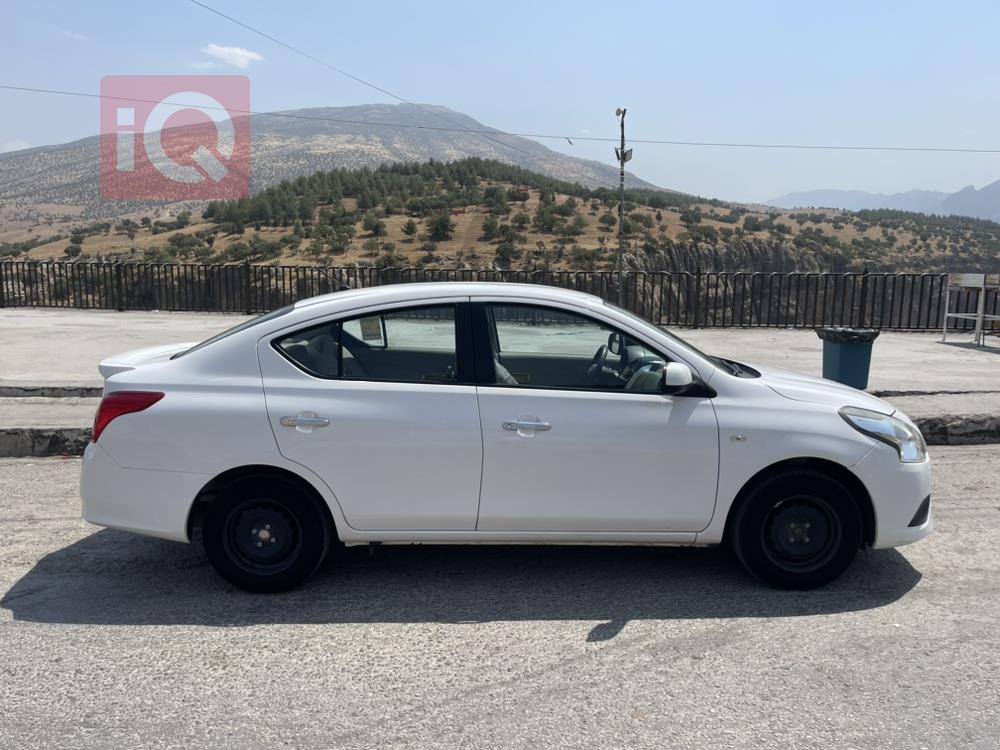 Nissan Sunny